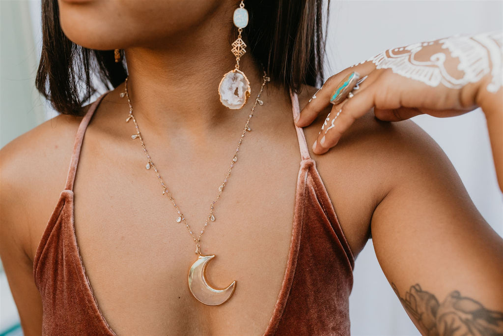 Moon Lover Necklace – ZADA OFFICIAL