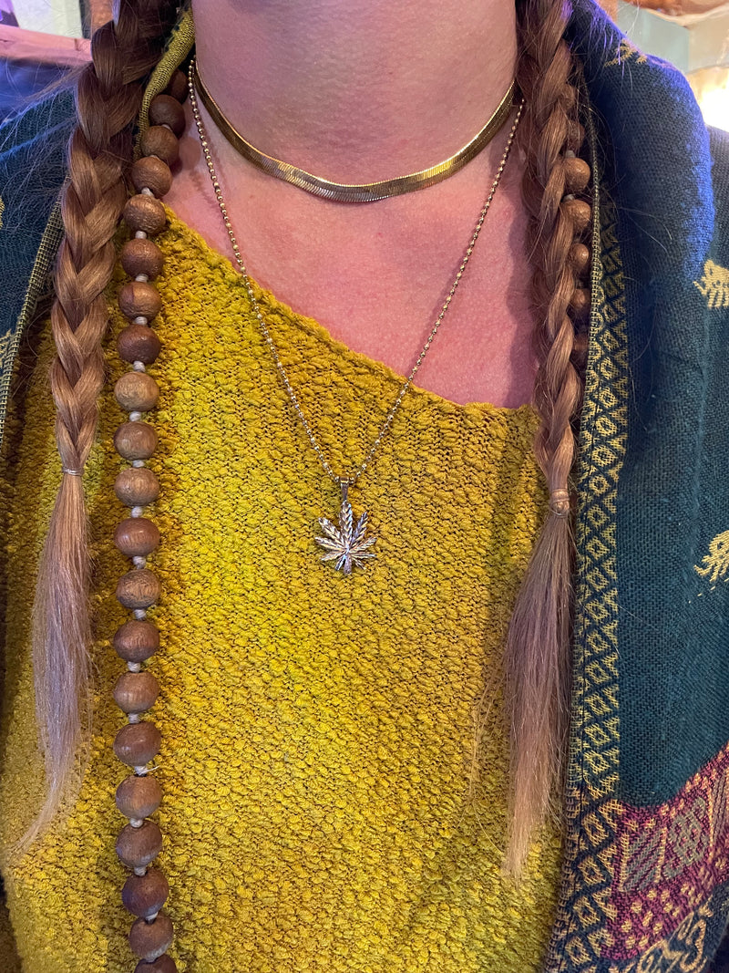 Marajuana Leaf Necklace
